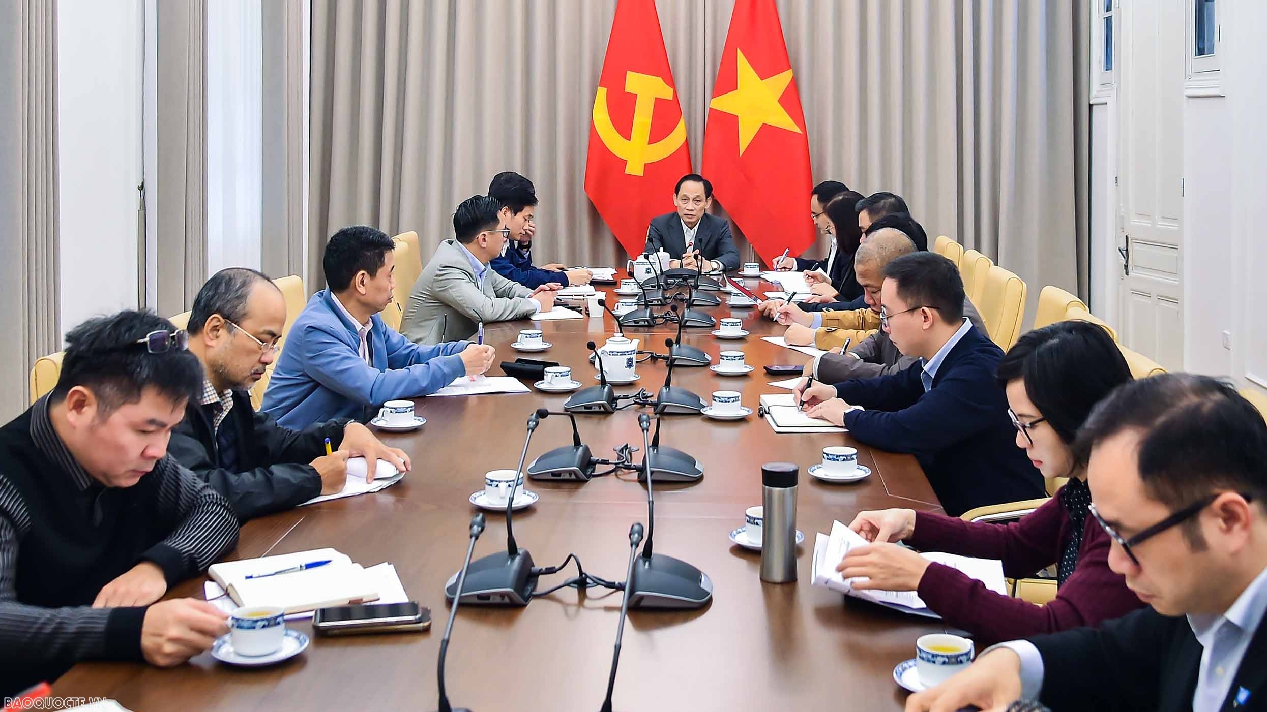 Bộ Ngoại giao họp triển khai công tác phục vụ Đại hội đại biểu toàn quốc lần thứ XIV của Đảng