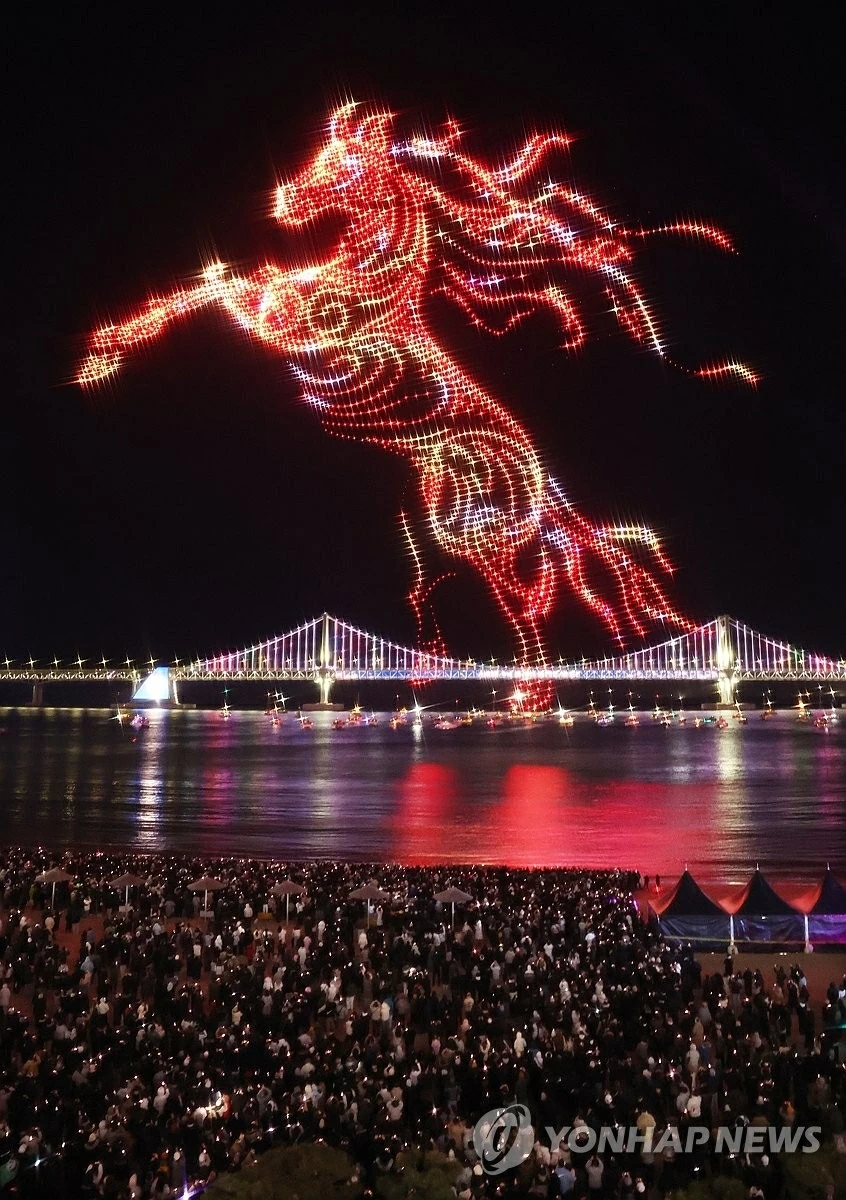 Hình ảnh rực rỡ trong lễ đón Năm mới 2026 trên khắp thế giới