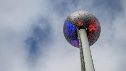 Quả cầu pha lê rơi giữa Times Square, mở ra năm 2026 của nước Mỹ