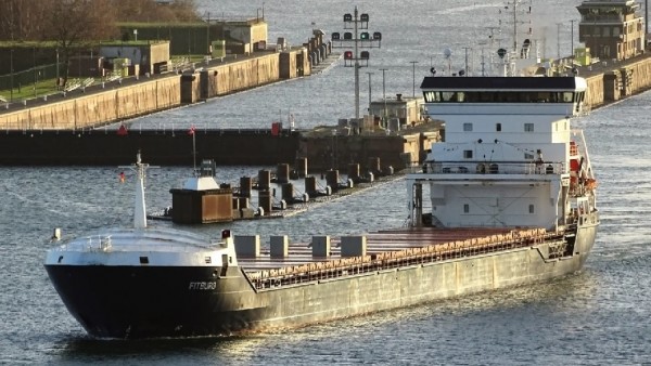 Tuyến cáp dữ liệu ngầm bị hư hại, Phần Lan tạm giữ một tàu xuất phát từ Nga