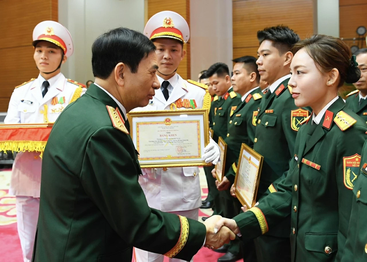 Vẻ đẹp gây sốt của nữ xạ thủ đặt mục tiêu giành Huy chương Vàng SEA Games 33