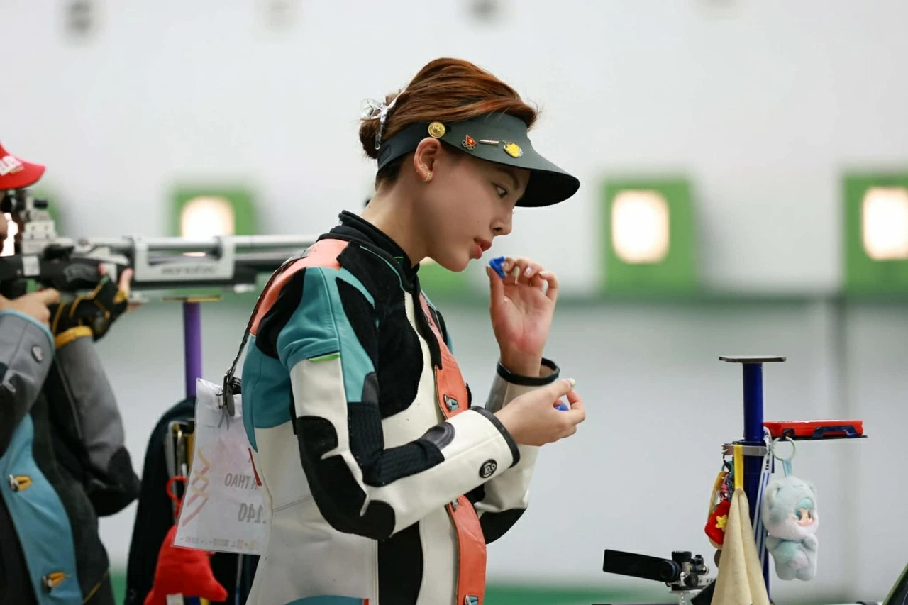 Vẻ đẹp gây sốt của nữ xạ thủ đặt mục tiêu giành Huy chương Vàng SEA Games 33