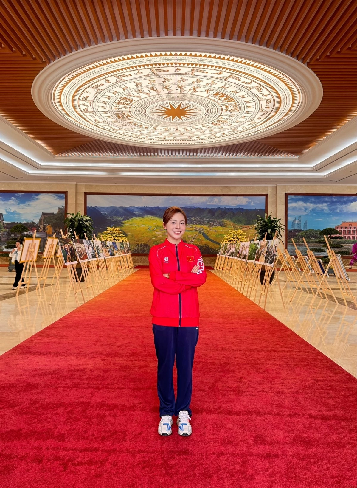 Vẻ đẹp gây sốt của nữ xạ thủ giành Huy chương Bạc SEA Games 33