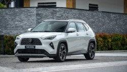 Top 5 mẫu xe Toyota bán chạy nhất năm 2025: Yaris Cross nắm giữ ngôi đầu