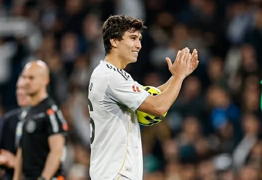 Lập hat-trick hoàn hảo, Gonzalo Garcia đi vào lịch sử Lập hat-trick hoàn hảo, Gonzalo Garcia đi vào lịch sử
