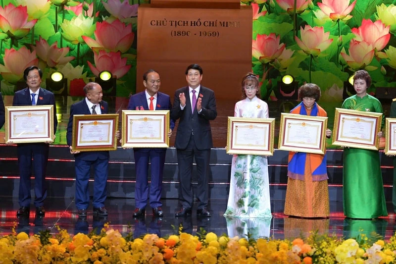 Tập đoàn THAIBINH SEED vinh dự đón nhận danh hiệu Anh hùng Lao động - khẳng định vị thế đoanh nghiệp hàng đầu trong ngành cây trồng Việt Nam