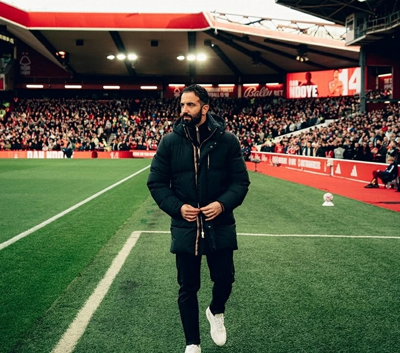 HLV Amorim đã tiêu tốn của Quỷ đỏ bao nhiêu tiền? HLV Amorim đã tiêu tốn của Quỷ đỏ bao nhiêu tiền?