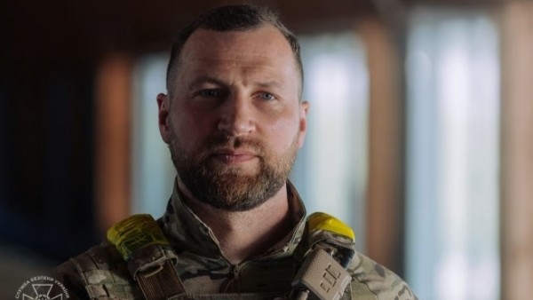 Tình hình Ukraine: Vì sao tướng tình báo bất ngờ từ chức? Tổng thống Zelensky bổ nhiệm cựu Phó Thủ tướng Canada làm cố vấn