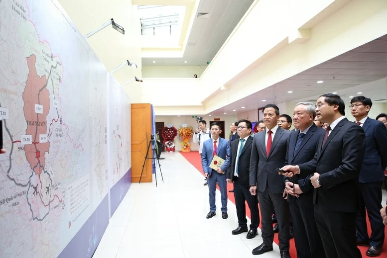 Phó Thủ tướng Thường trực Nguyễn Hòa Bình dự và phát biểu chỉ đạo Hội nghị Xúc tiến đầu tư Tỉnh Thái Nguyên năm 2026