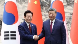 Tổng thống Hàn Quốc thăm Trung Quốc: Chủ tịch Tập Cận Bình kêu gọi cùng 'đứng về lẽ phải' tại cuộc gặp thượng đỉnh, Seoul gợi ý vấn đề Triều Tiên