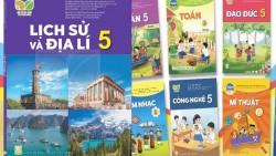 Bộ GD&ĐT giải thích lý do chọn sách giáo khoa 'Kết nối tri thức với cuộc sống'