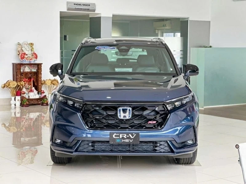 Honda CR-V Hybrid dự kiến sẽ ra mắt và bắt đầu giao tới khách hàng ngay trong tháng 2/2026. Honda CR-V Hybrid dự kiến sẽ ra mắt và bắt đầu giao tới khách hàng ngay trong tháng 2/2026.