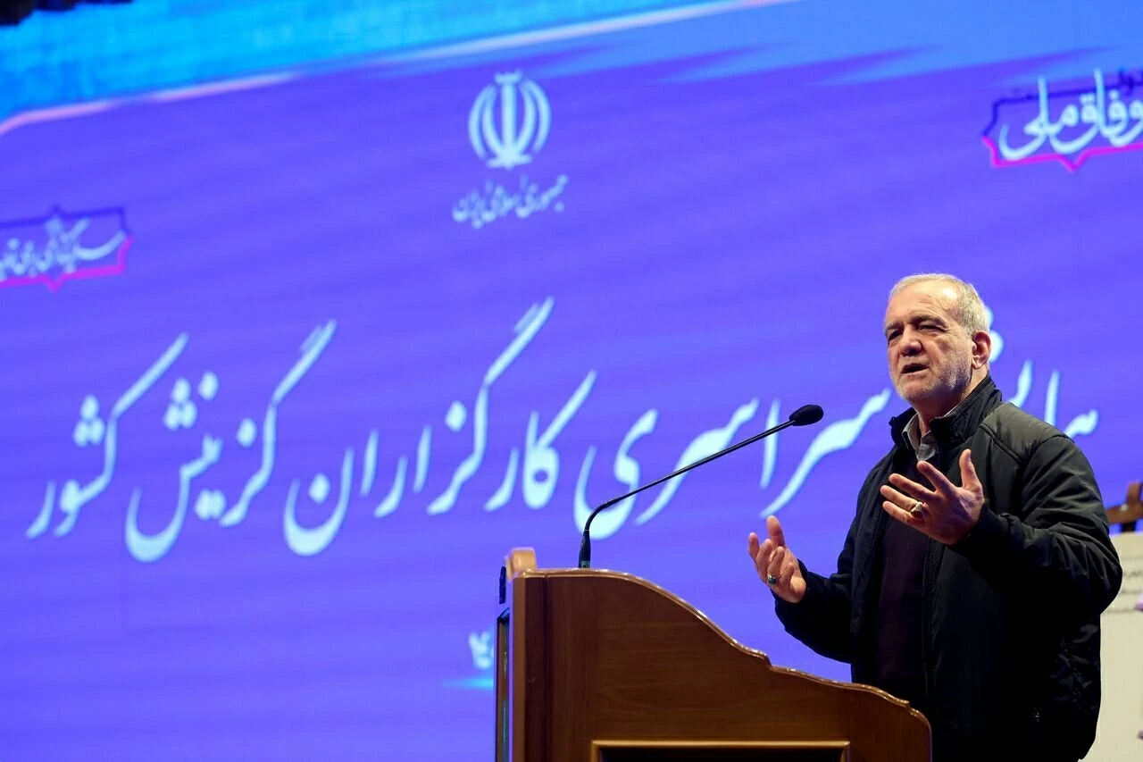 Iran ra tuyên bố về lằn ranh đỏ, cảnh báo động thủ trước nếu thấy rõ nguy cơ, Tổng thống nêu yêu cầu duy nhất: Đất nước phải ngẩng cao đầu