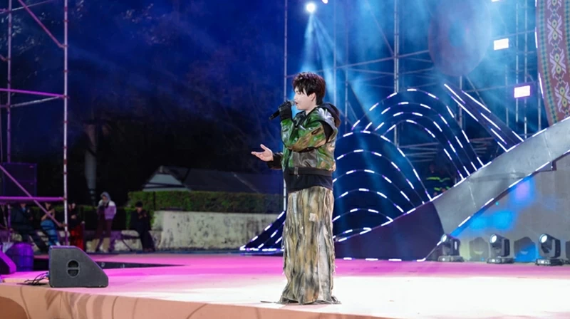 Từ Hơi thở Đại ngàn đến Sắc hồng giữa Đại ngàn; Quảng Ngãi bùng nổ chuỗi sự kiện chào Năm mới 2026 sau sáp nhập