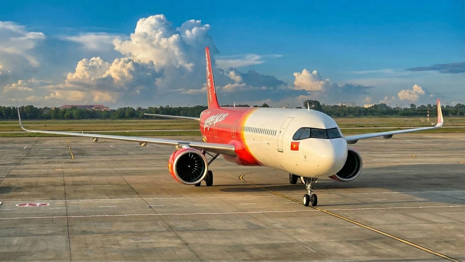 Vietjet liên tục đón tàu bay mới, tăng chuyến phục vụ cao điểm Tết 2026 Vietjet liên tục đón tàu bay mới, tăng chuyến phục vụ cao điểm Tết 2026
