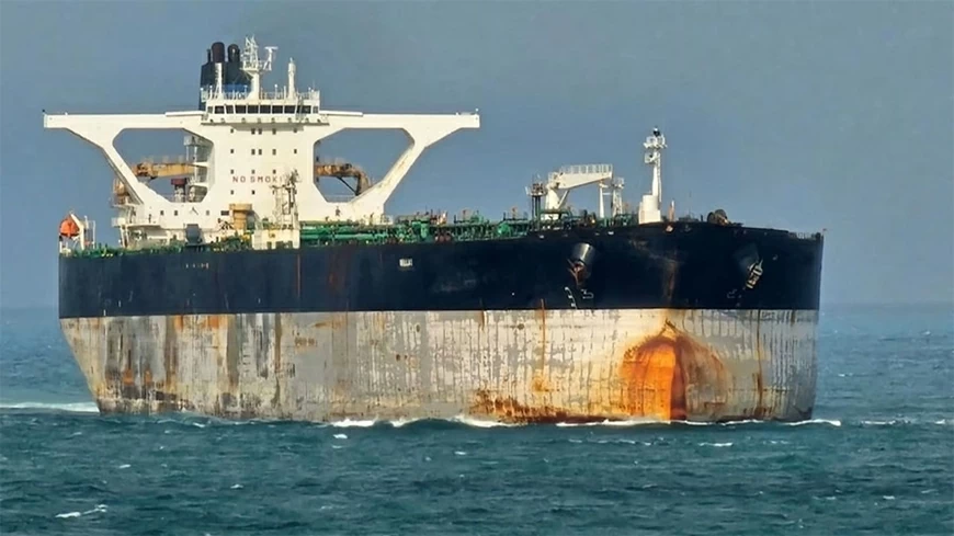 Tàu Bella-1, hiện đã được đổi tên thành Marinera, mang cờ Nga. Ảnh: Reuters