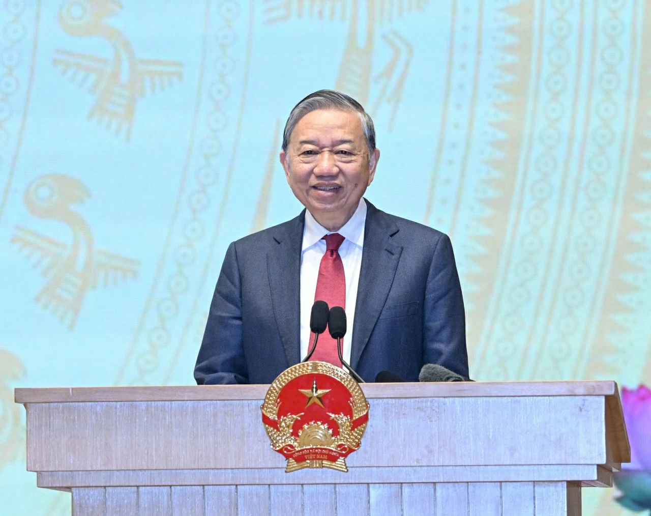 Phát biểu của Tổng Bí thư Tô Lâm tại Hội nghị tổng kết công tác năm 2025, triển khai công tác năm 2026 của Chính phủ và chính quyền địa phương Phát biểu của Tổng Bí thư Tô Lâm tại Hội nghị tổng kết công tác năm 2025, triển khai công tác năm 2026 của Chính phủ và chính quyền địa phương