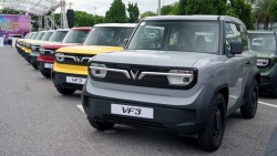 VinFast chính thức chốt bảng giá pin xe điện mới