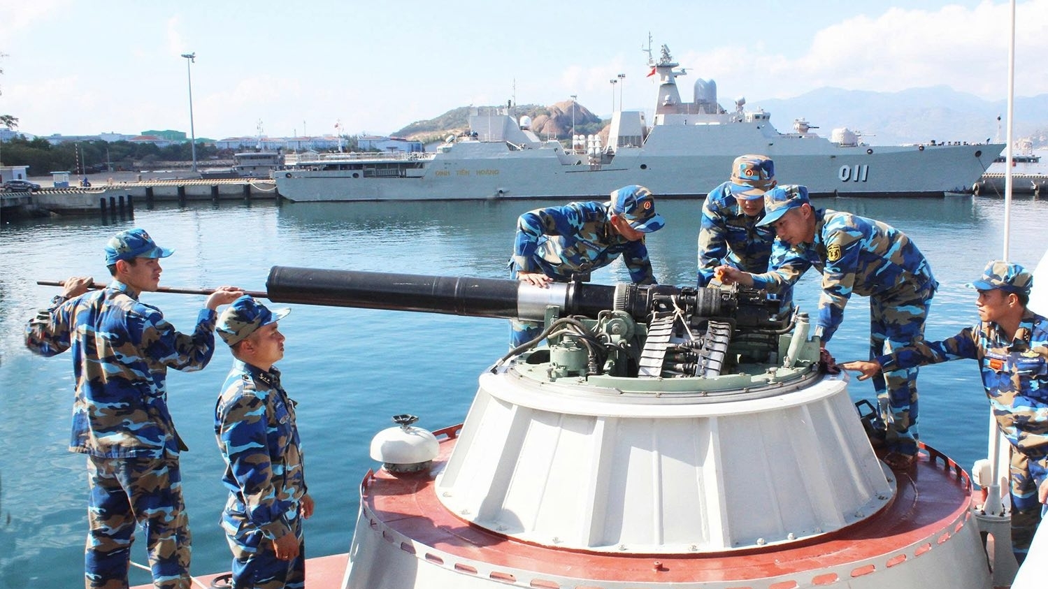 Lữ đoàn 162 – Lữ đoàn thép nơi đầu sóng