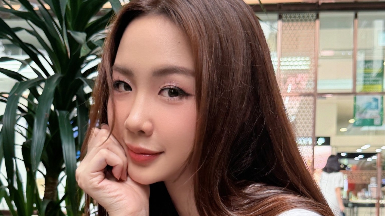 Sao Việt: Hoa hậu Bảo Ngọc đẹp dịu dàng, Hoa hậu Tiểu Vy đẹp mơ màng