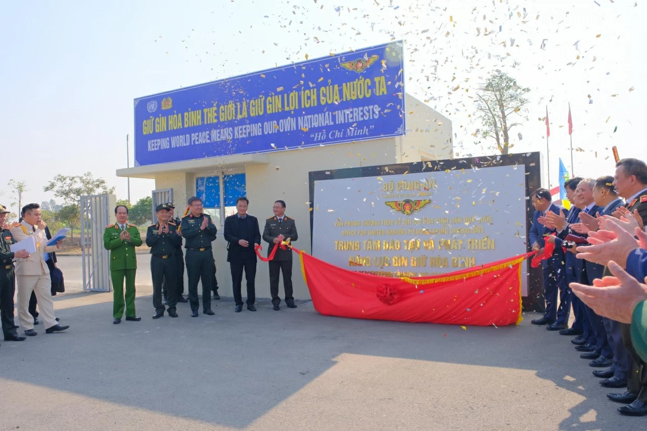 Bộ Công an tiếp nhận trụ sở Trung tâm đào tạo và phát triển năng lực gìn giữ hòa bình