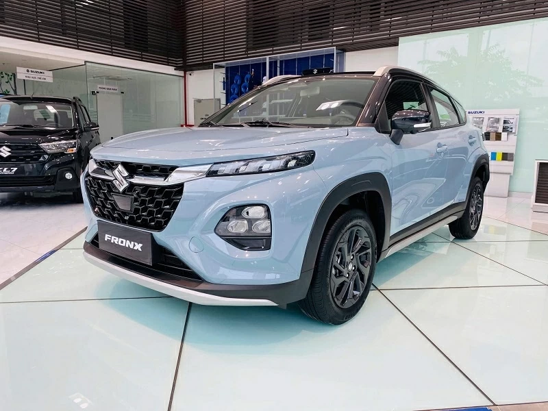 Top 5 mẫu xe SUV giá 700 triệu đồng phù hợp cho các gia đình trẻ.