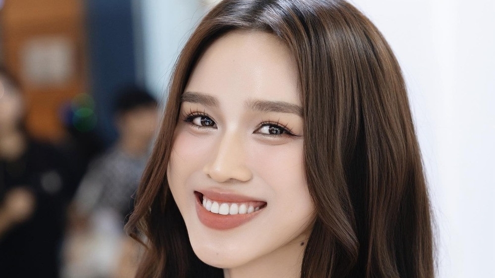 Sao Việt: Hoa hậu Đỗ Hà, Kỳ Duyên thu hút mọi ánh nhìn