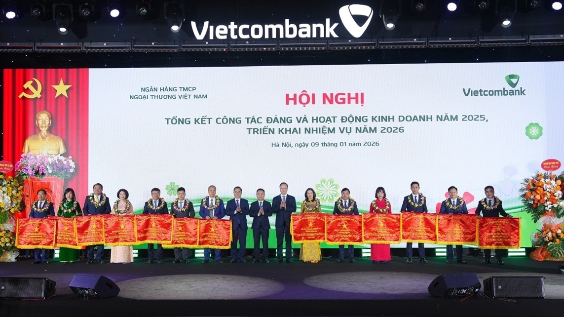 Vietcombank thể hiện bản lĩnh tập đoàn tài chính dẫn đầu, đóng góp kiến tạo phát triển đất nước