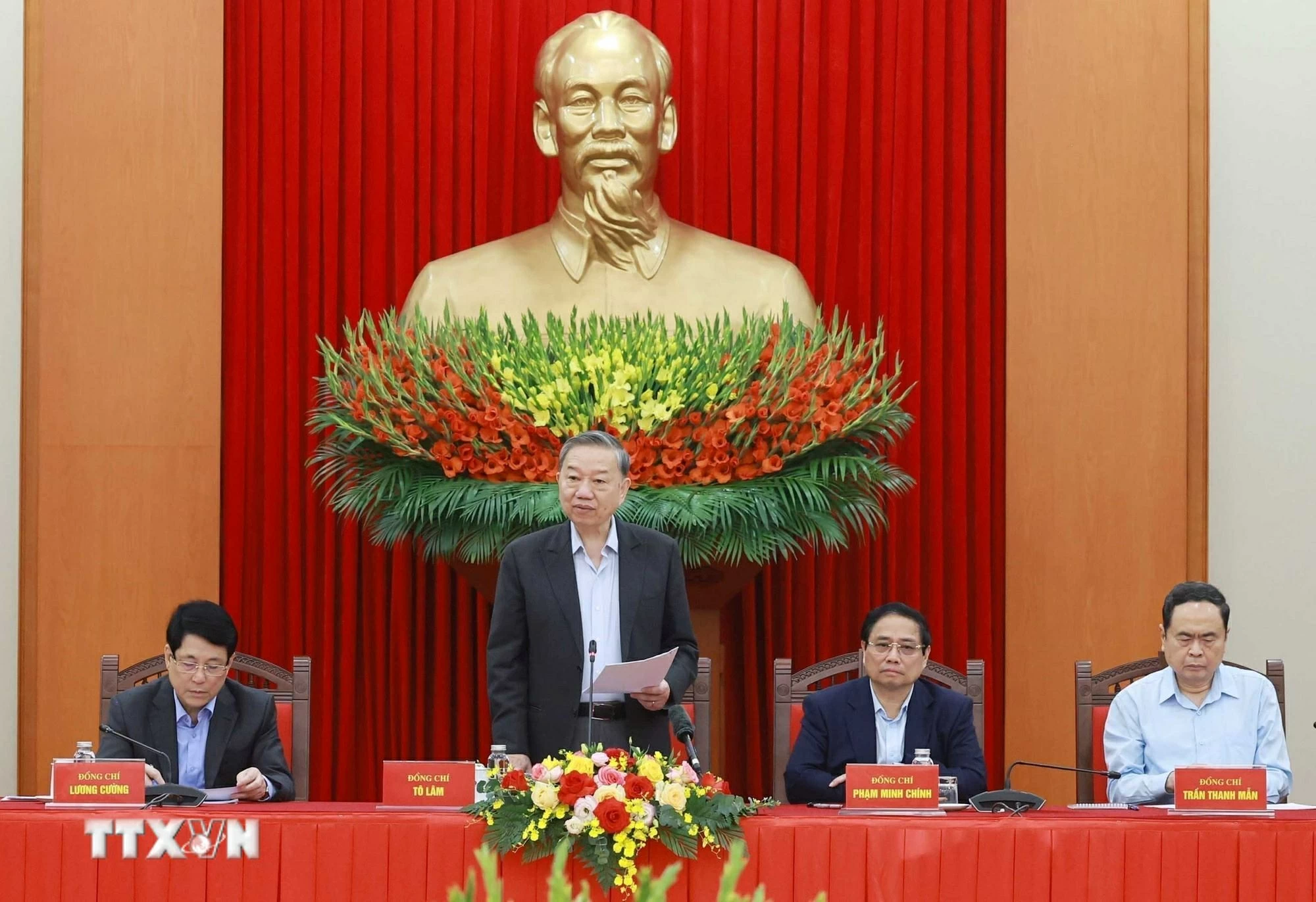 Tổng Bí thư Tô Lâm chủ trì phiên họp Tiểu ban Văn kiện Đại hội XIV của Đảng. (Ảnh: Thống Nhất/TTXVN)