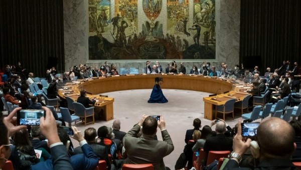 Nga tấn công tên lửa Oreshnik ở Ukraine: HĐBA họp khẩn, Kiev nói 'phép thử' cho đồng minh