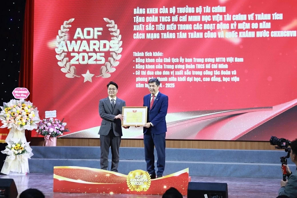 Sinh viên Học viện Tài chính lan tỏa tinh thần cống hiến và khát vọng vươn lên