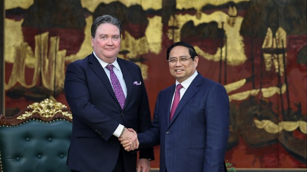 Thủ tướng đề nghị Hoa Kỳ đẩy mạnh hợp tác với Việt Nam trong lĩnh vực chuyển giao công nghệ, chuyển đổi số