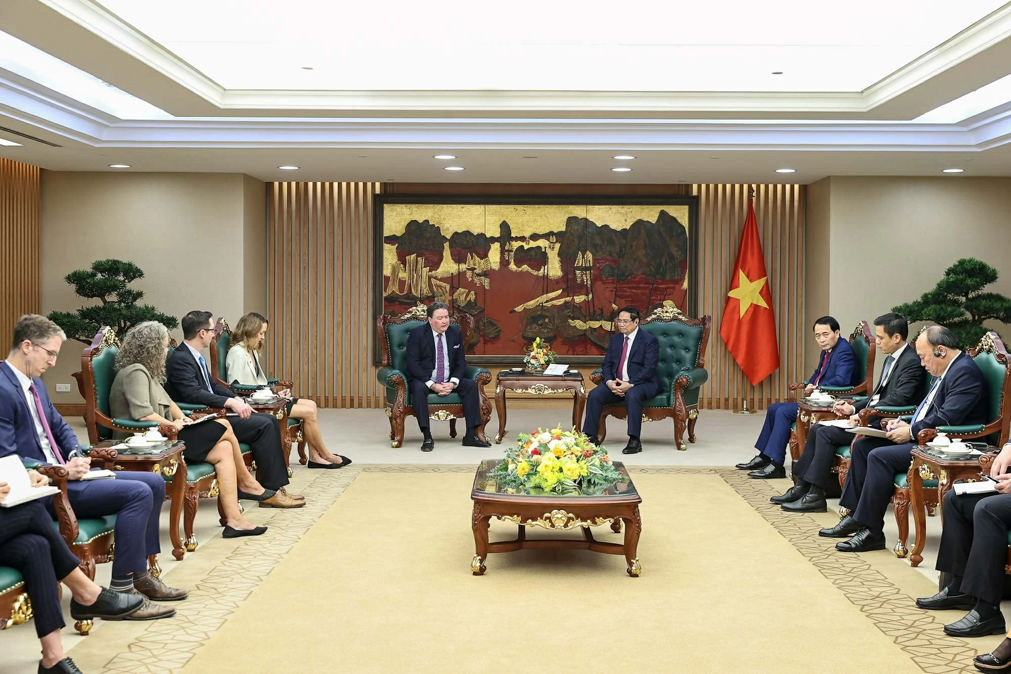 Thủ tướng đề nghị Hoa Kỳ đẩy mạnh hợp tác với Việt Nam trong lĩnh vực chuyển giao công nghệ, chuyển đổi số Thủ tướng đề nghị Hoa Kỳ đẩy mạnh hợp tác với Việt Nam trong lĩnh vực chuyển giao công nghệ, chuyển đổi số