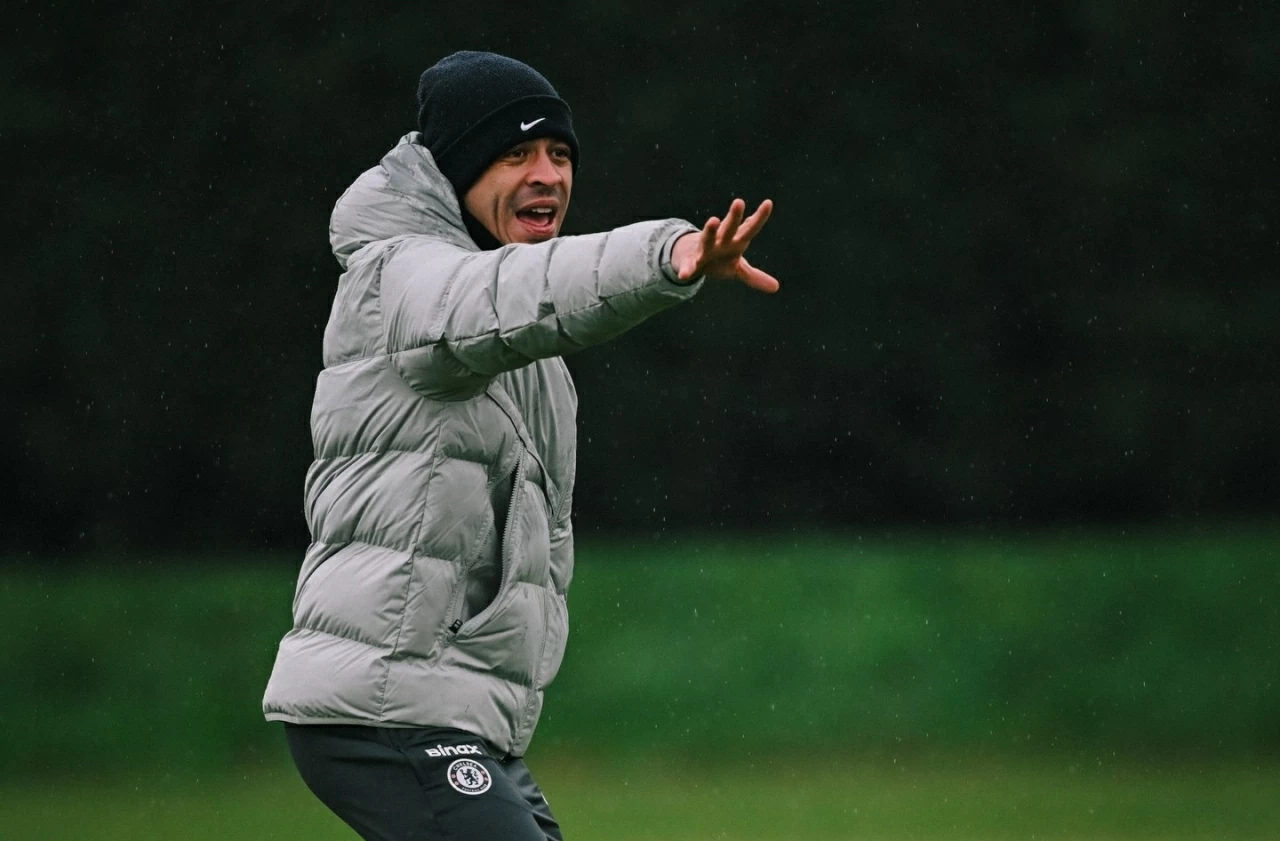 HLV Rosenior ra mắt ngọt ngào, Chelsea thắng tưng bừng HLV Rosenior ra mắt ngọt ngào, Chelsea thắng tưng bừng