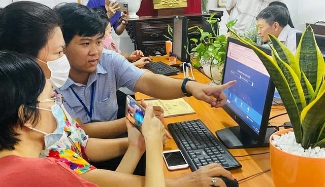 Xếp ngạch công chức theo vị trí việc làm: Ai giữ vị trí nào, hưởng ngạch đó Xếp ngạch công chức theo vị trí việc làm: Ai giữ vị trí nào, hưởng ngạch đó