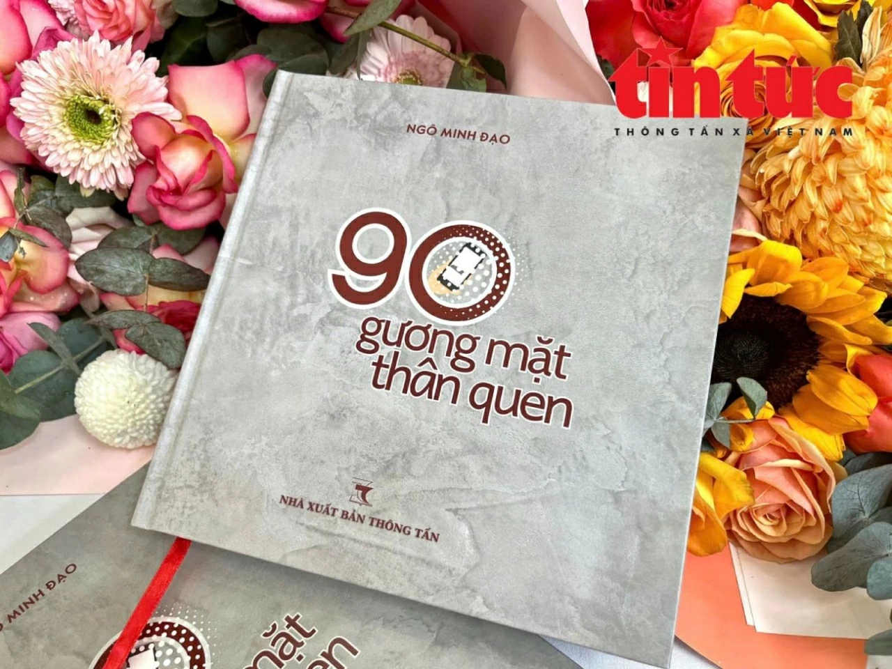 Ấn phẩm sách ảnh Ra mắt sách ảnh ‘90 Gương mặt thân quen’ của nhà báo, nghệ sĩ nhiếp ảnh Ngô Minh Đạo