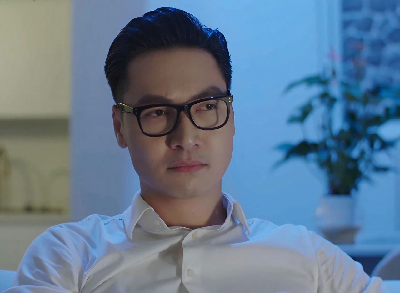 Lằn ranh tập 50: Triển muốn cuốn sổ chứa bí mật quan trọng của Trinh