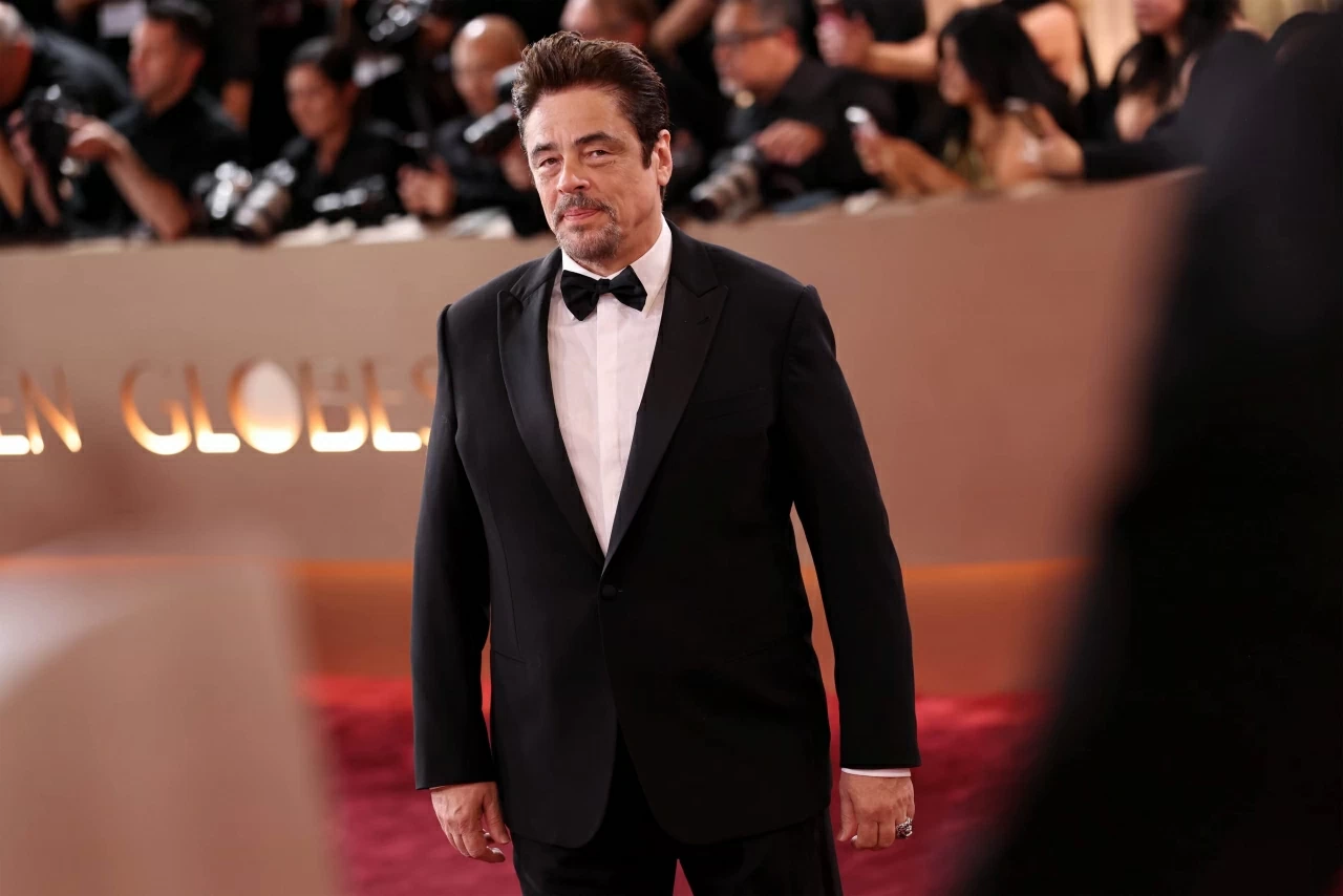 Nhìn lại những bộ cánh rực rỡ trên thảm đỏ lễ trao giải Quả cầu vàng 2026