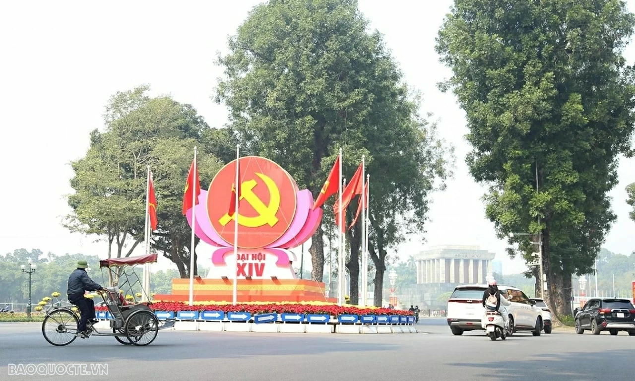 Phân luồng, tổ chức giao thông phục vụ Đại hội đại biểu toàn quốc lần thứ XIV của Đảng Phân luồng, tổ chức giao thông phục vụ Đại hội đại biểu toàn quốc lần thứ XIV của Đảng