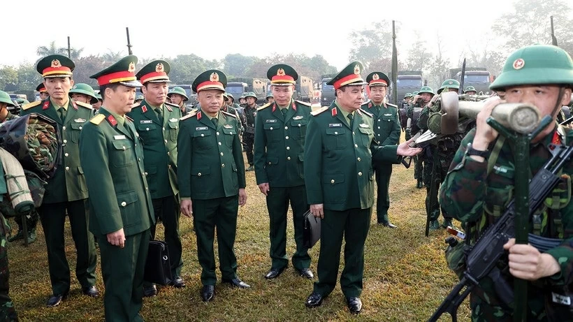 Kiểm tra công tác sẵn sàng chiến đấu bảo vệ Đại hội Đảng XIV tại Trung đoàn 148