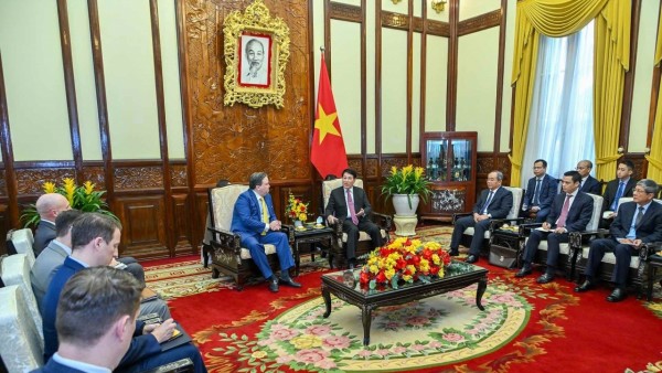 Chủ tịch nước Lương Cường tiếp Đại sứ Marc Knapper chào từ biệt