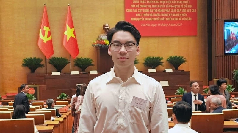 Đảng viên trẻ đam mê nghiên cứu khoa học Đảng viên trẻ đam mê nghiên cứu khoa học