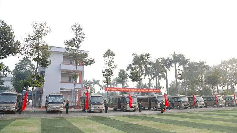 121 phương tiện xuất quân sẵn sàng đưa, đón đại biểu dự Đại hội đại biểu toàn quốc lần thứ XIV của Đảng 121 phương tiện xuất quân sẵn sàng đưa, đón đại biểu dự Đại hội đại biểu toàn quốc lần thứ XIV của Đảng