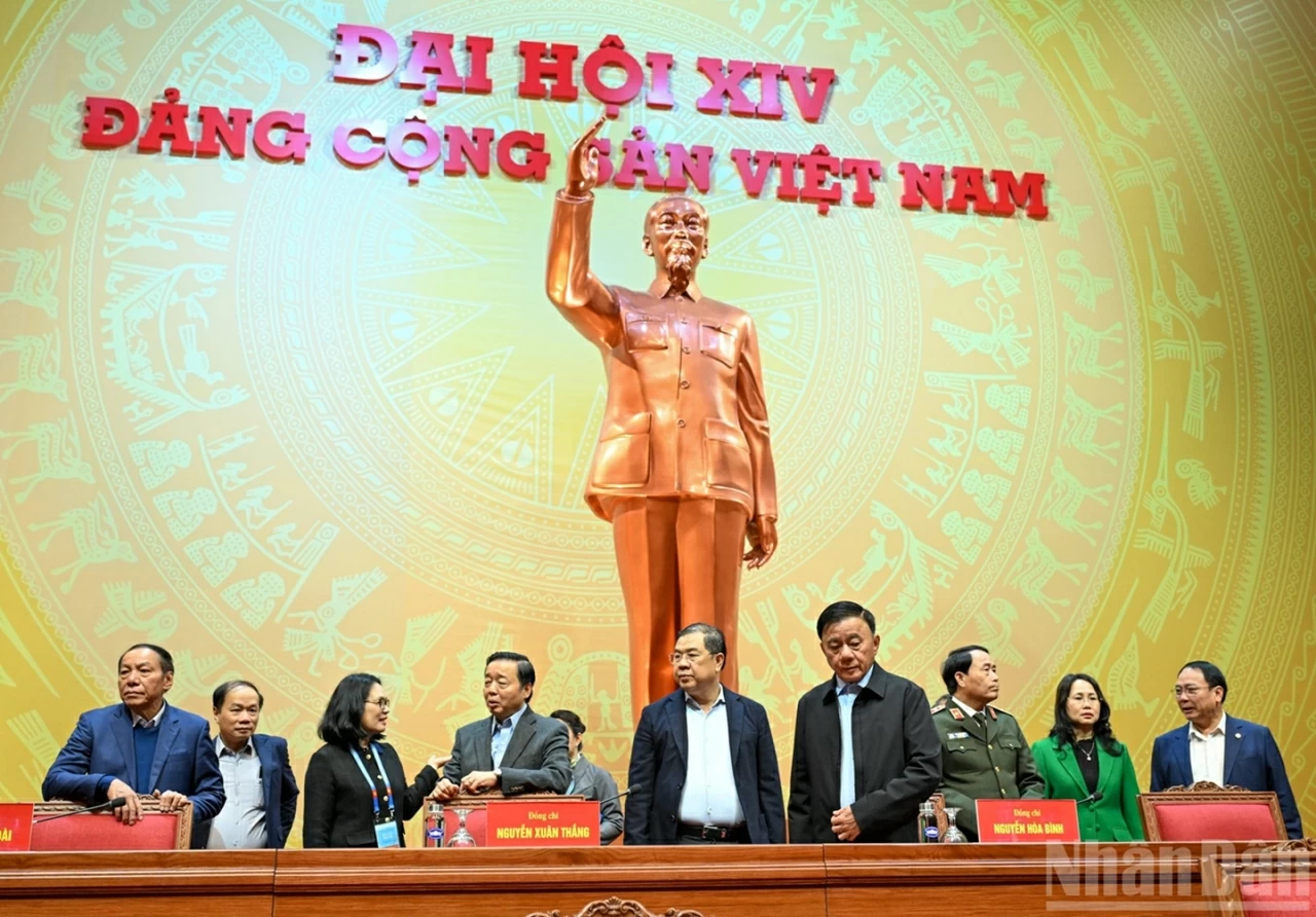 Thường trực Ban Bí thư: Bảo đảm an ninh, an toàn tuyệt đối cho Đại hội XIV Thường trực Ban Bí thư: Bảo đảm an ninh, an toàn tuyệt đối cho Đại hội XIV