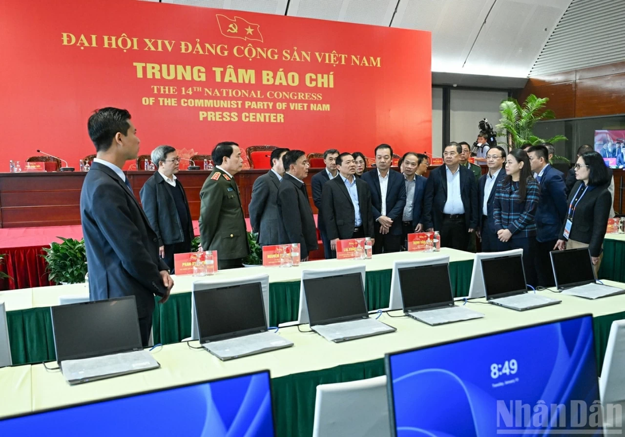 Thường trực Ban Bí thư: Bảo đảm an ninh, an toàn tuyệt đối cho Đại hội XIV Thường trực Ban Bí thư: Bảo đảm an ninh, an toàn tuyệt đối cho Đại hội XIV