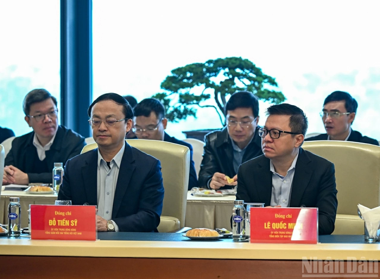 Thường trực Ban Bí thư: Bảo đảm an ninh, an toàn tuyệt đối cho Đại hội XIV Thường trực Ban Bí thư: Bảo đảm an ninh, an toàn tuyệt đối cho Đại hội XIV