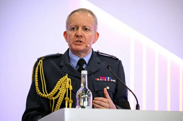 Tướng quân đội Anh khẳng định sẽ không đưa quân đến Ukraine nếu không bảo đảm một điều