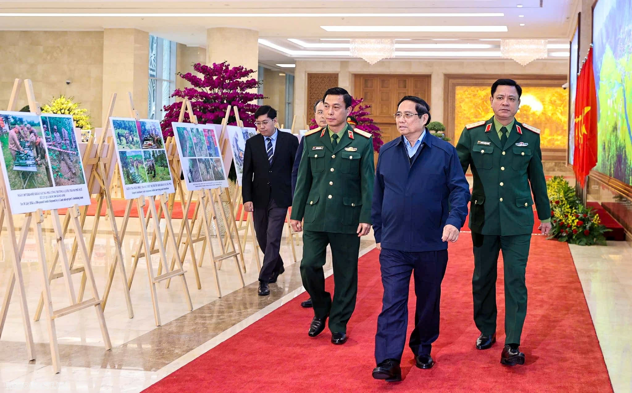 Đẩy nhanh tốc độ khắc phục hậu quả bom mìn Đẩy nhanh tốc độ khắc phục hậu quả bom mìn