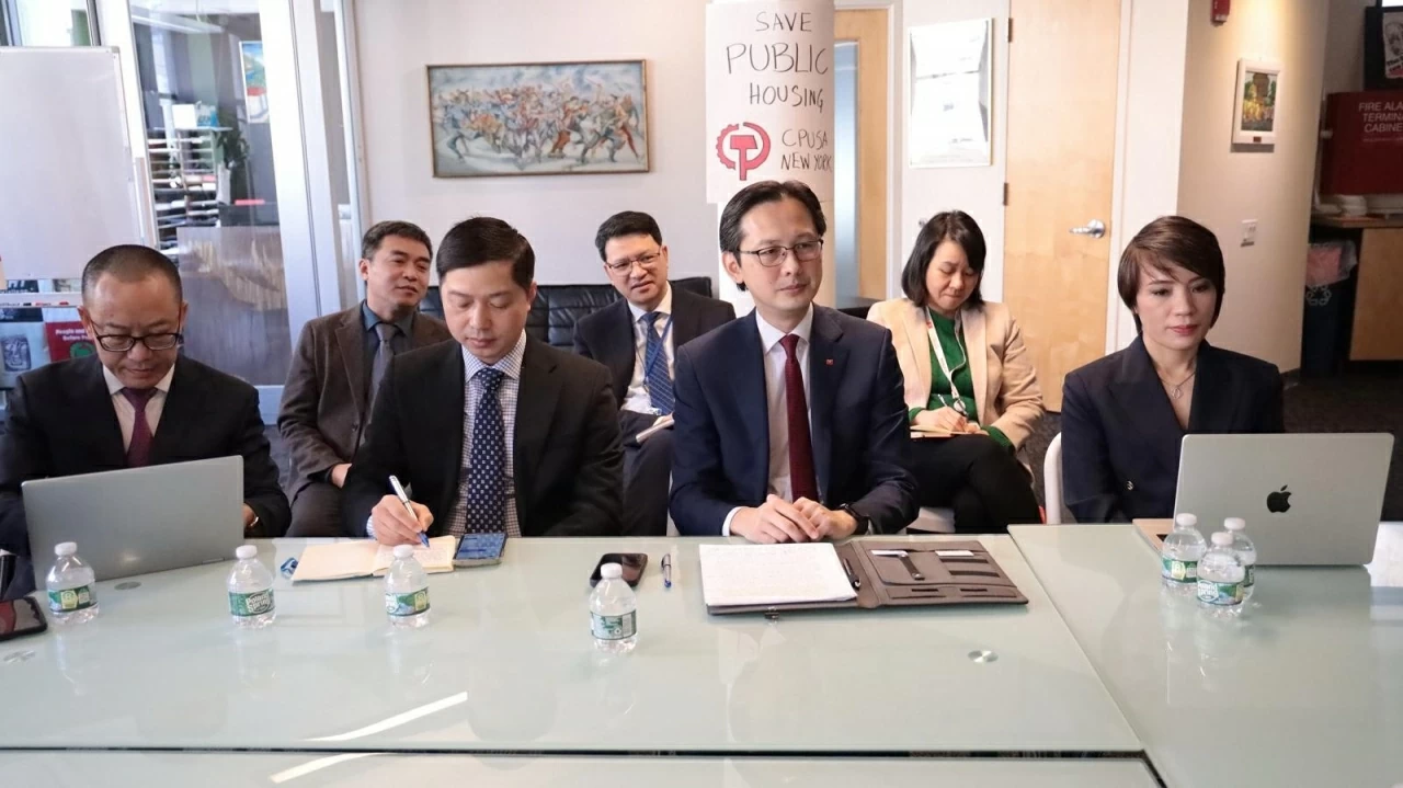 Phái đoàn Việt Nam tại Liên hợp quốc và Đảng Cộng sản Mỹ trao đổi về Đại hội Đảng toàn quốc lần thứ XIV Phái đoàn Việt Nam tại Liên hợp quốc và Đảng Cộng sản Mỹ trao đổi về Đại hội Đảng toàn quốc lần thứ XIV