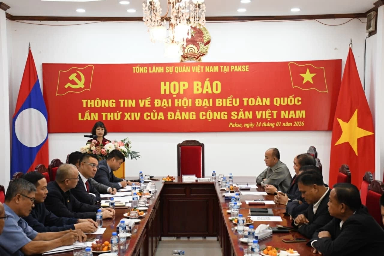 Tổng Lãnh sự quán Việt Nam tại Pakse (Lào) thông tin báo chí về Đại hội đại biểu toàn quốc lần thứ XIV của Đảng Cộng sản Việt Nam